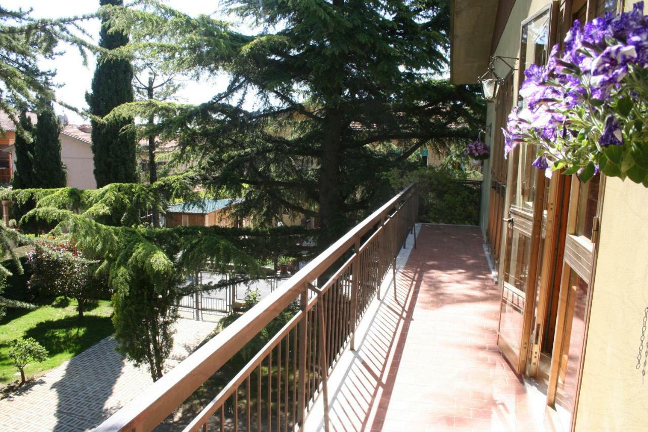 La Casa Di Rachele Appartement Sarteano Buitenkant foto